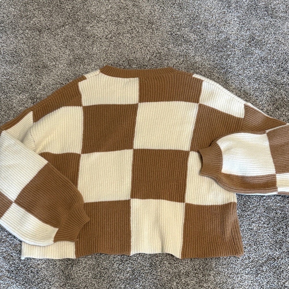 Brown and Cream Checkered Sweater - Picture 2 of 2